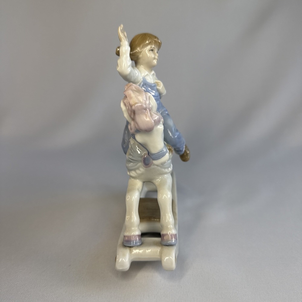 1991 Meico Paul Sebastian Figurine Girl Riding Rocking Horse Porcelain - Vintage - Picture 3 of 7